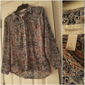 Only available in a bundle Dre Button Down Roz and Ali long sleeve collar